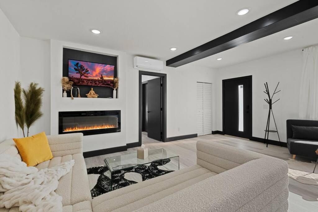 Star Gazers Modern Home On 5 Acres Of Land! Sunfair Heights 외부 사진